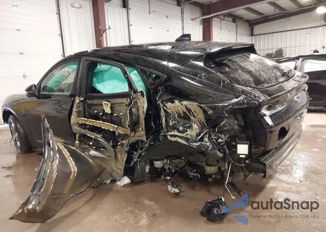 2022 Ford Mustang Mach-E Select z USA, uszkodzony, nr VIN 3FMTK1SS6NMA18448